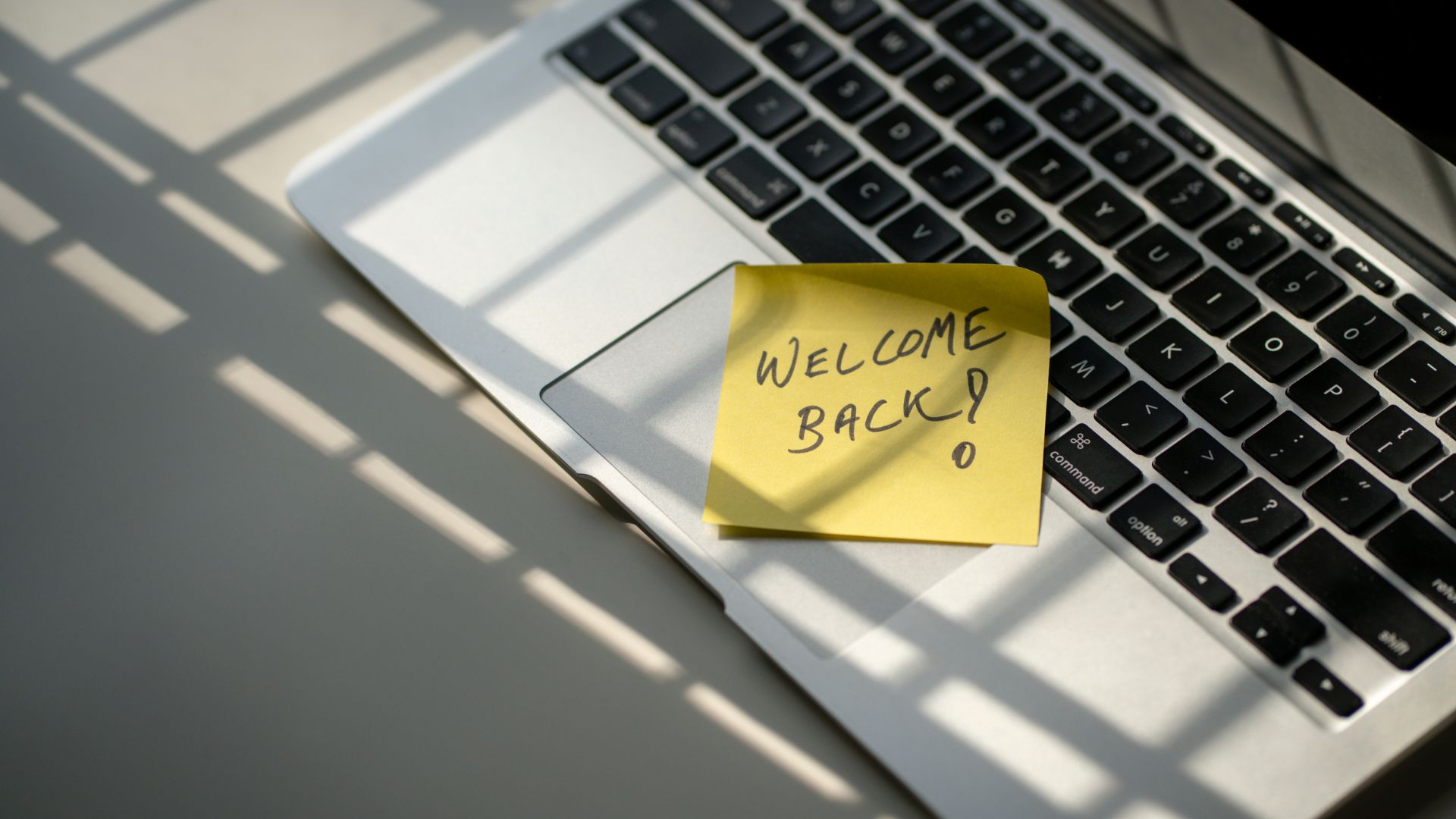 Rientro a settembre dopo le vacanze: come gestire lo stress e adattarsi